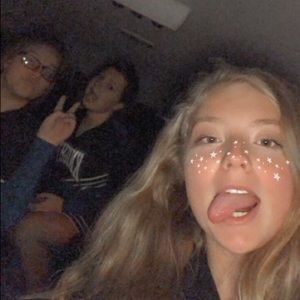 Meet your Posher, Amelia